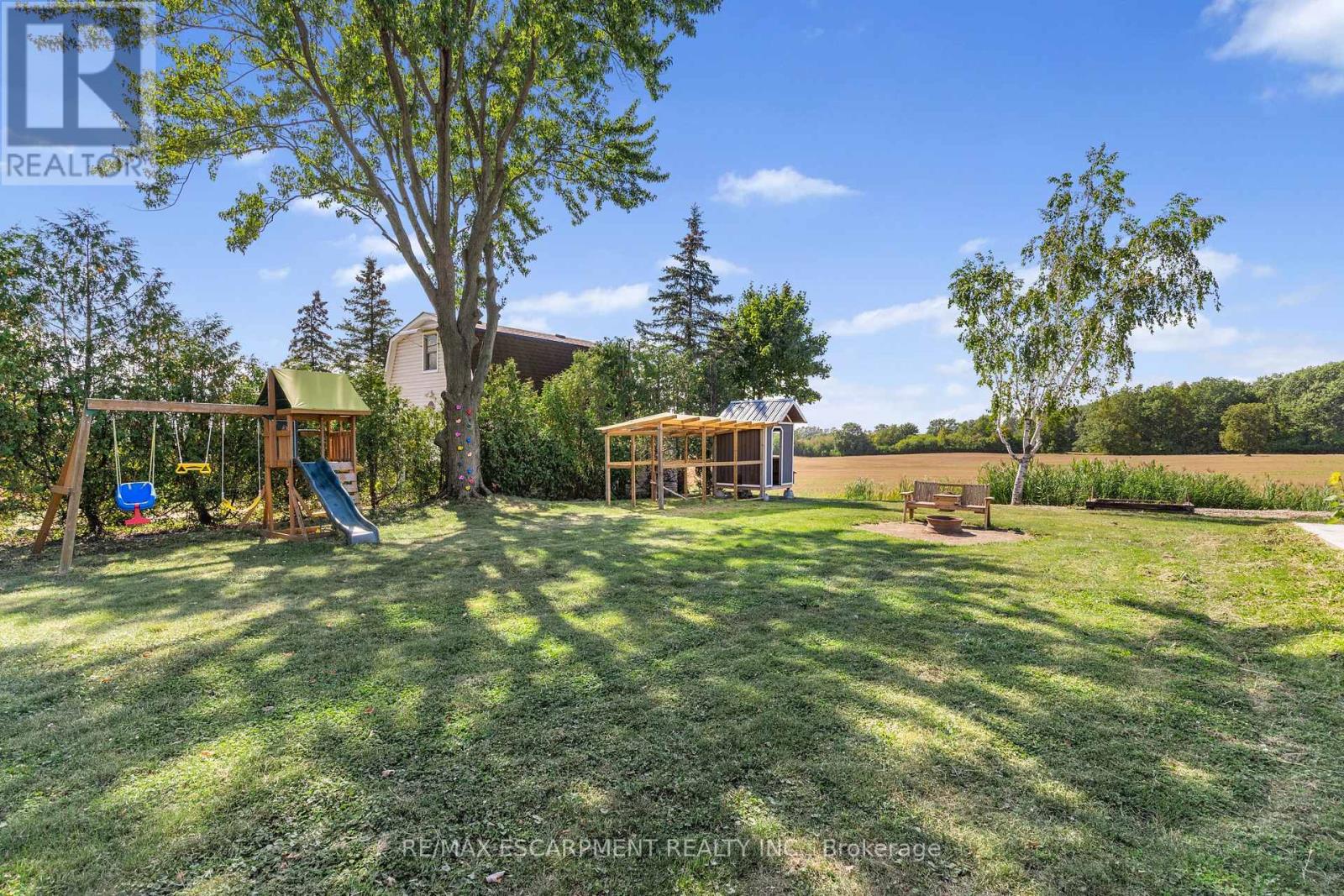 585 Fifth Road E, Hamilton, Ontario  L8J 3K9 - Photo 39 - X12410718