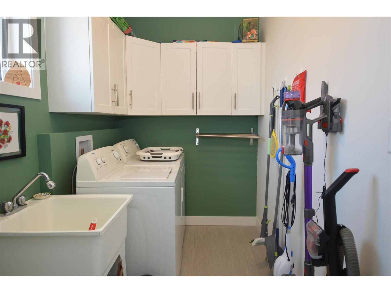 10126 Rand Street, Summerland, British Columbia  V0H 1Z5 - Photo 13 - 10363351