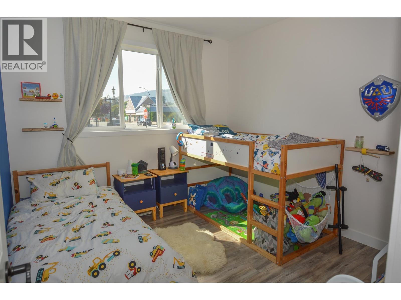 10126 Rand Street, Summerland, British Columbia  V0H 1Z5 - Photo 17 - 10363351
