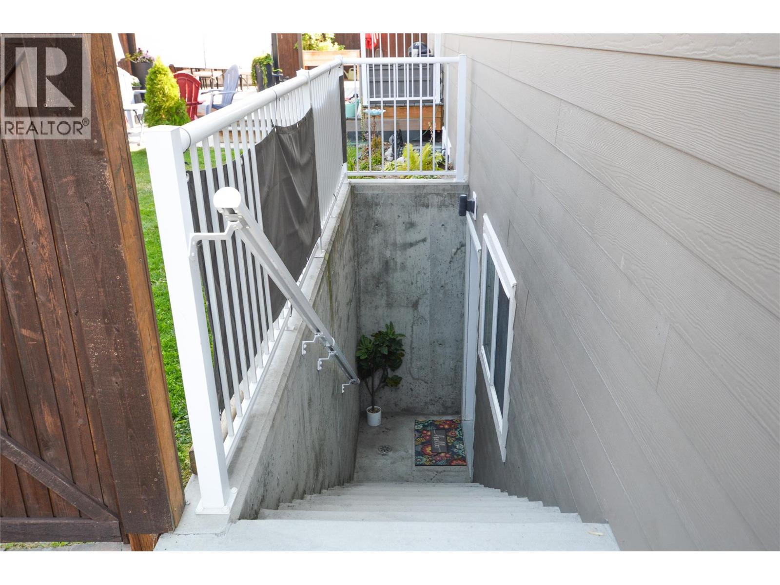 10126 Rand Street, Summerland, British Columbia  V0H 1Z5 - Photo 39 - 10363351