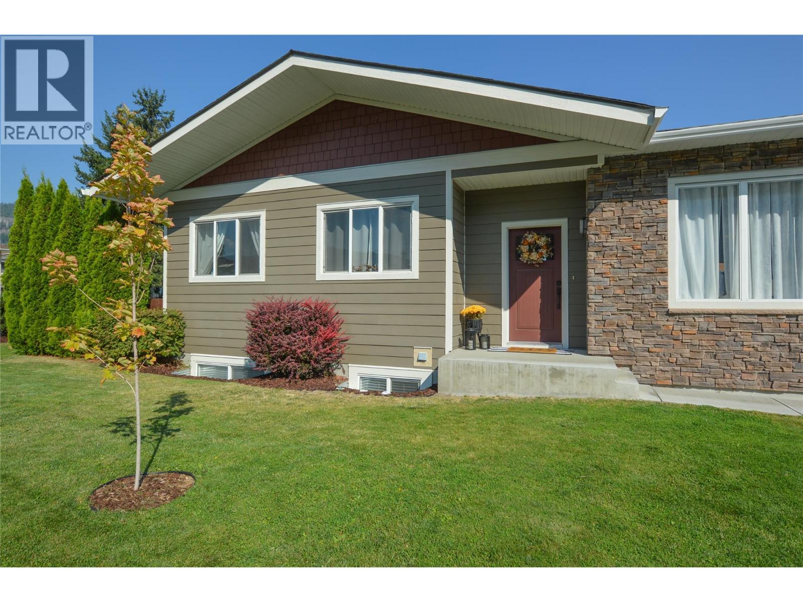 10126 Rand Street, Summerland, British Columbia  V0H 1Z5 - Photo 5 - 10363351