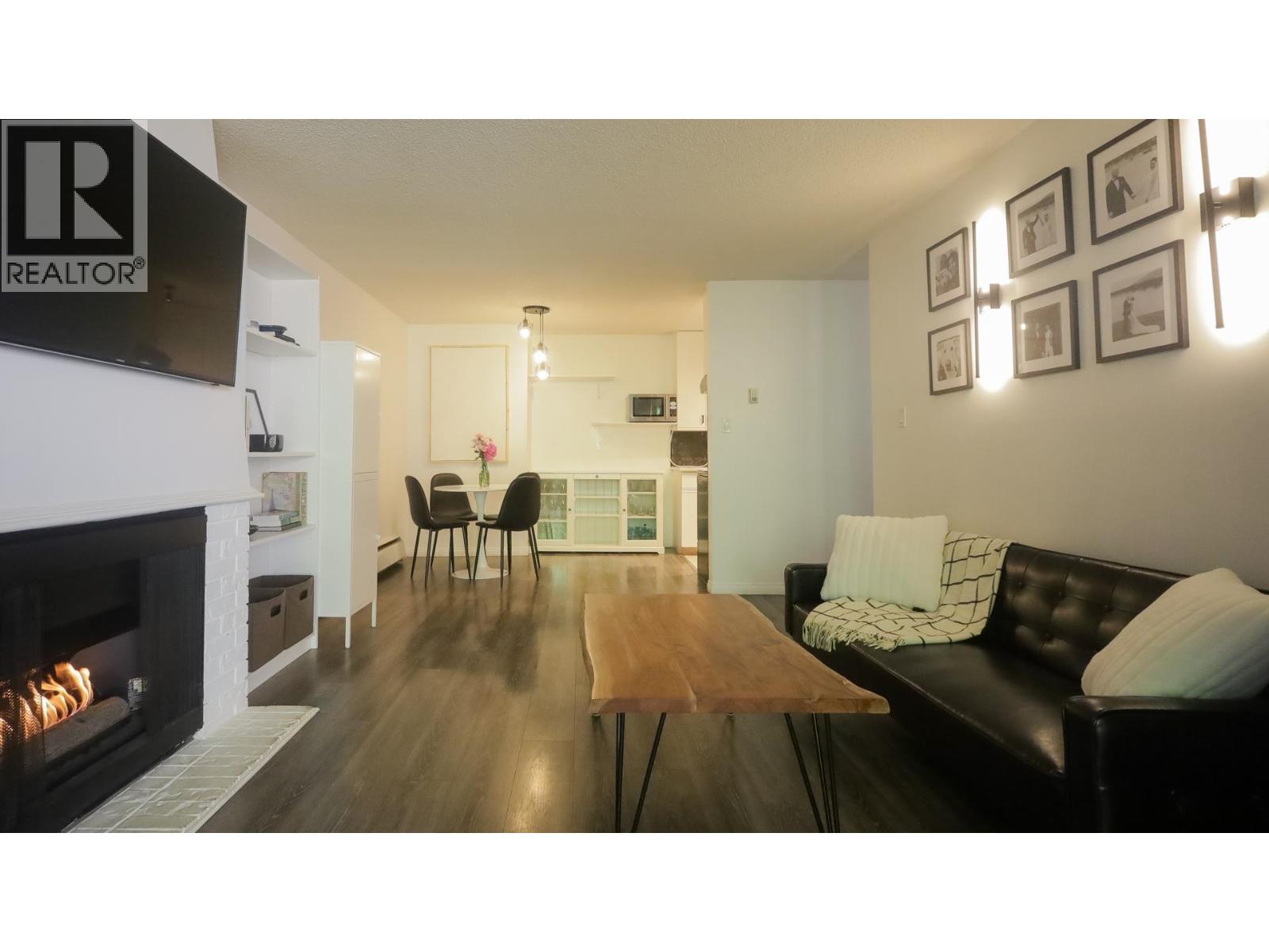 214 5340 Hastings Street, Burnaby, British Columbia  V5B 1R1 - Photo 1 - R3049162