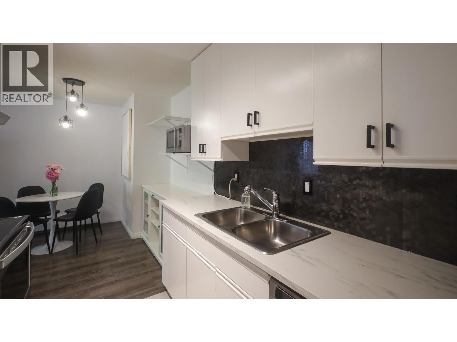 214 5340 Hastings Street, Burnaby, British Columbia  V5B 1R1 - Photo 8 - R3049162
