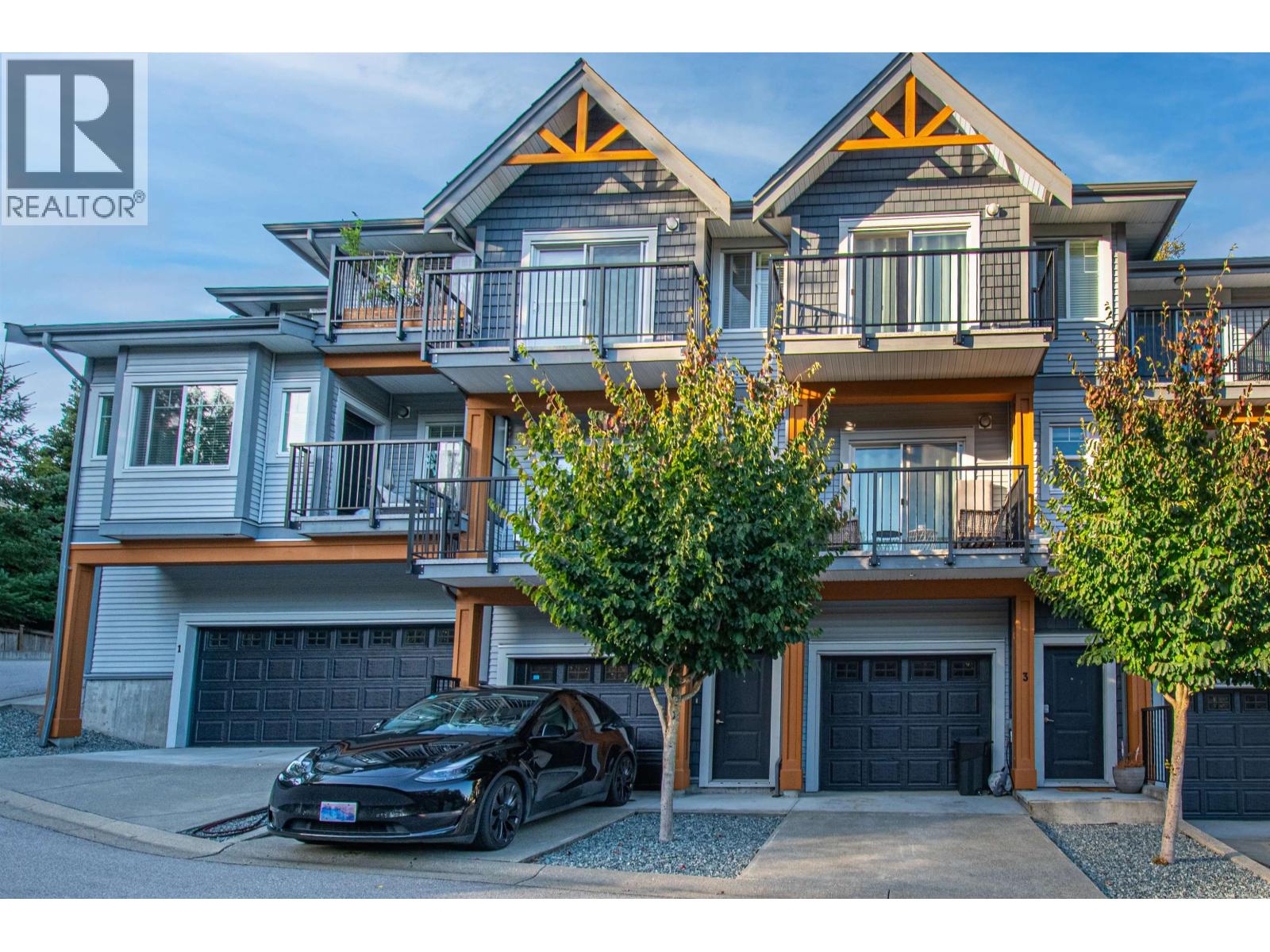 2 22810 113 AVENUE, Maple Ridge, British Columbia