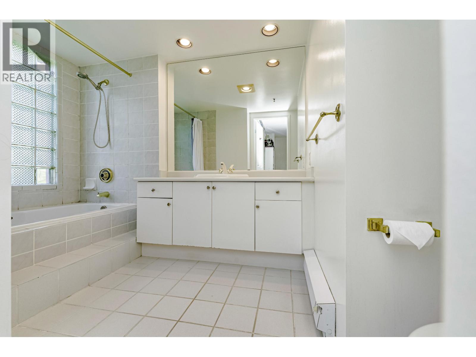 1503 545 Austin Avenue, Coquitlam, British Columbia  V3K 6R4 - Photo 17 - R3049245