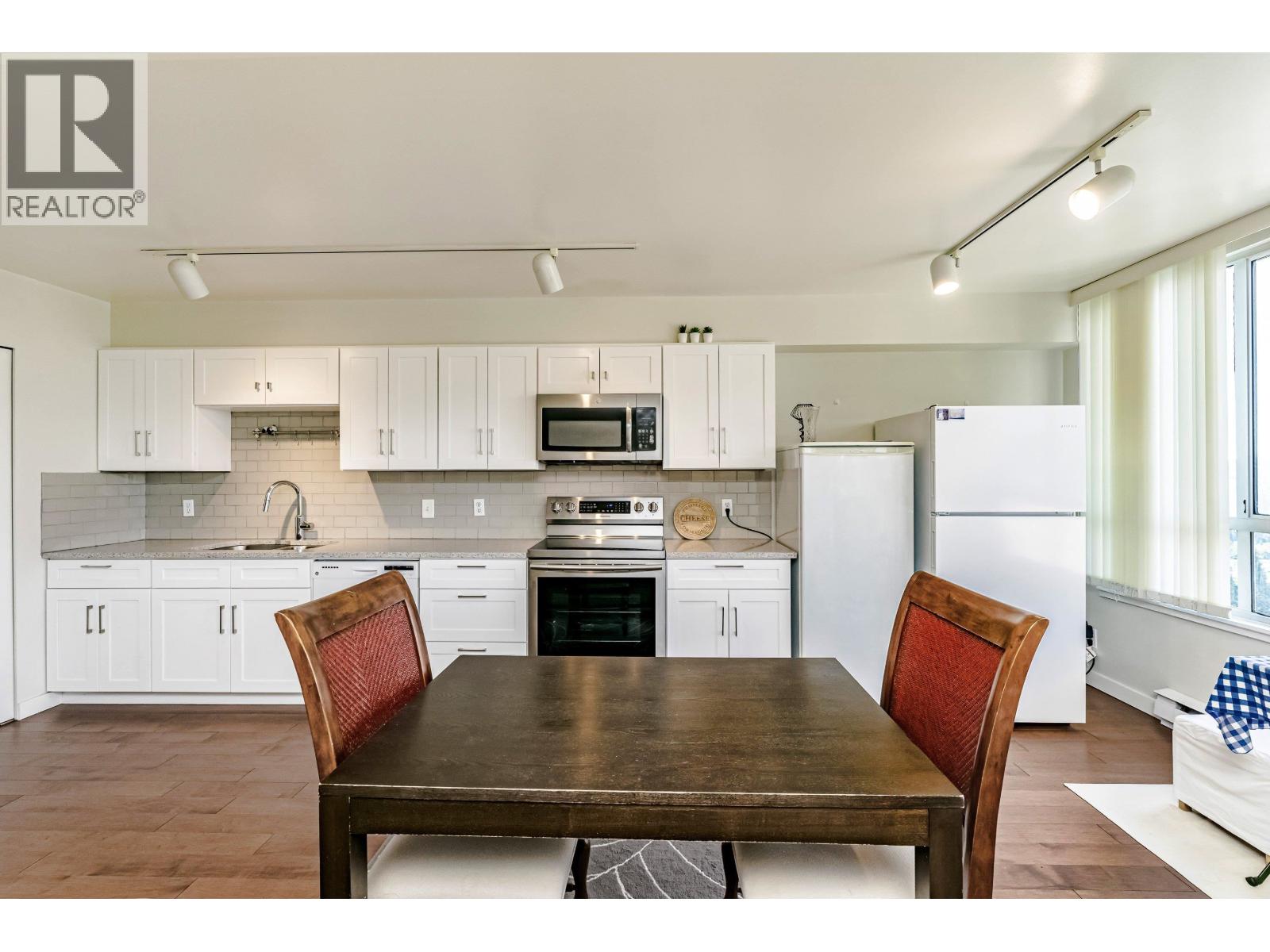 1503 545 Austin Avenue, Coquitlam, British Columbia  V3K 6R4 - Photo 6 - R3049245