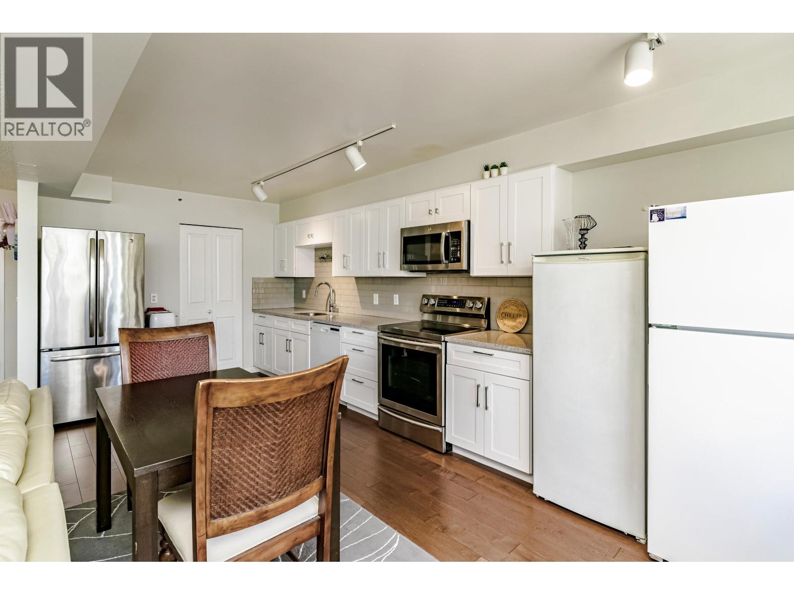 1503 545 Austin Avenue, Coquitlam, British Columbia  V3K 6R4 - Photo 7 - R3049245
