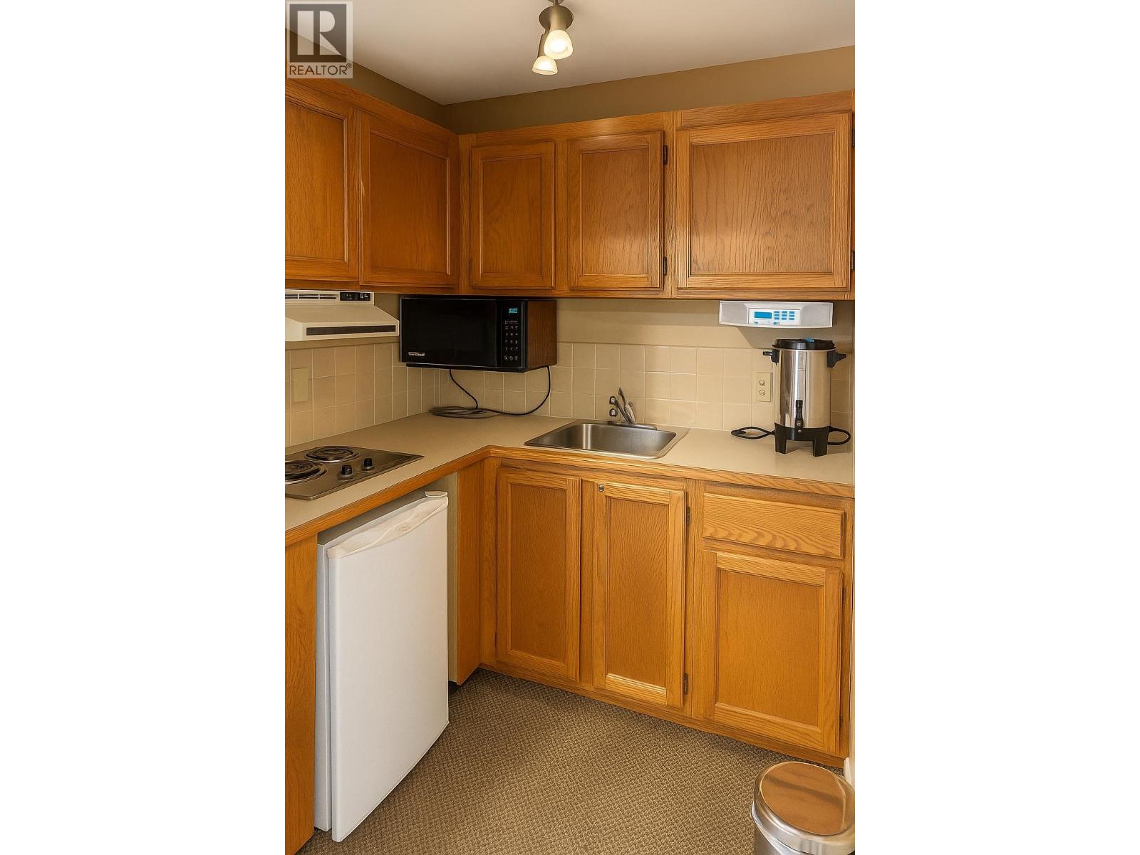 118 12 K De K Court, New Westminster, British Columbia  V3M 6C5 - Photo 23 - R3049304
