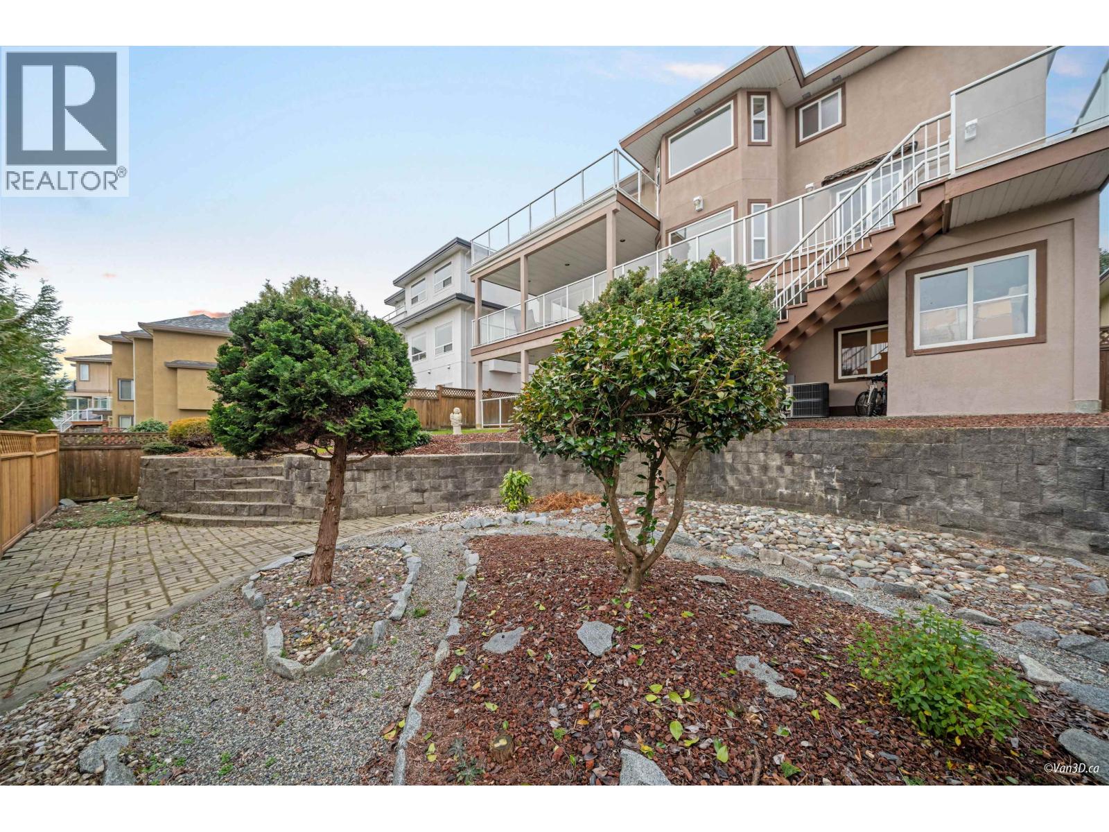 3062 Timber Court, Coquitlam, British Columbia  V3E 2Y8 - Photo 5 - R3049205