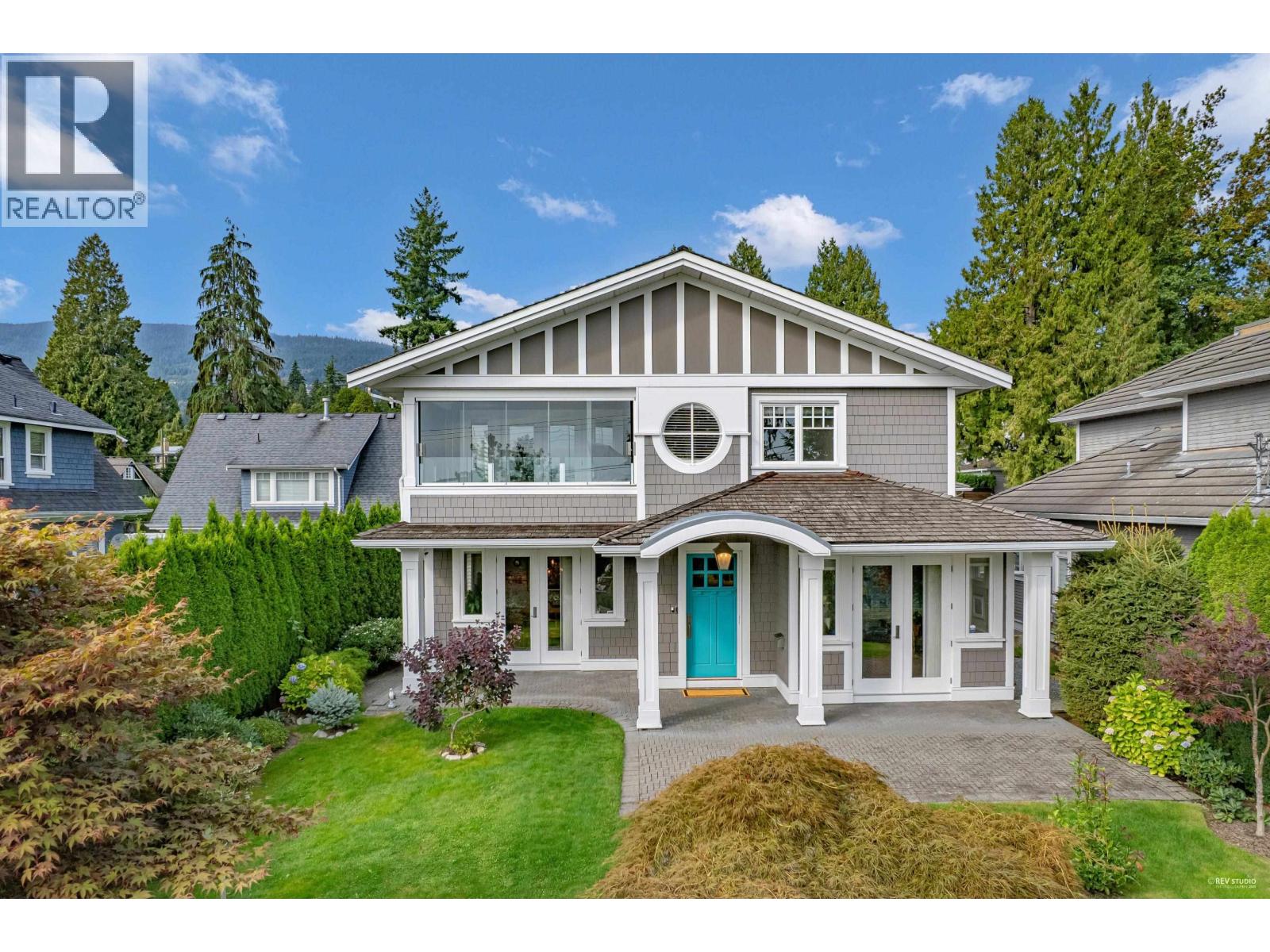 1287 Gordon Avenue, West Vancouver, British Columbia  V7T 1R1 - Photo 2 - R3049272