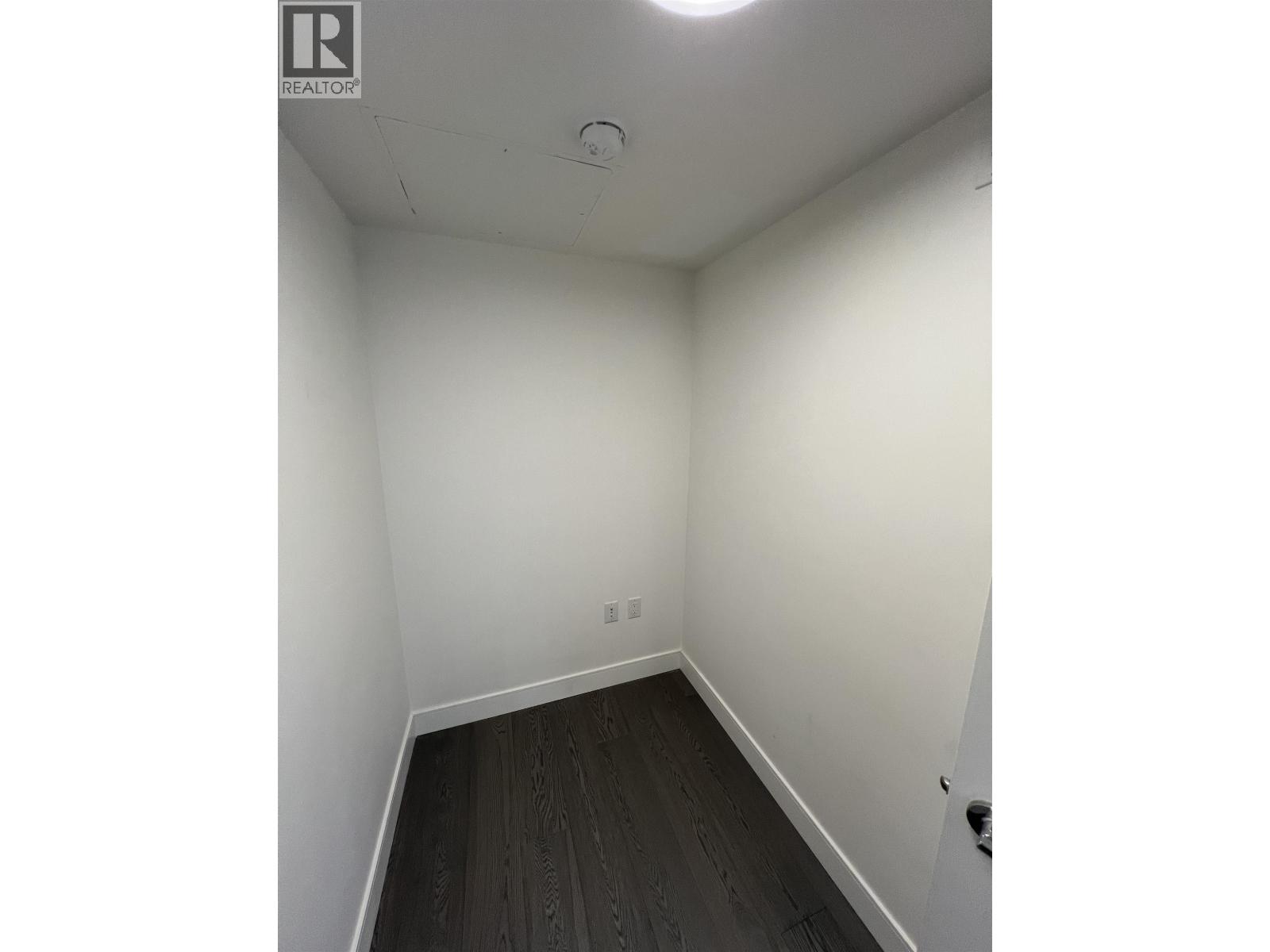 4xx 477 W 59 Avenue, Vancouver, British Columbia  V5X 1X4 - Photo 4 - R3049178