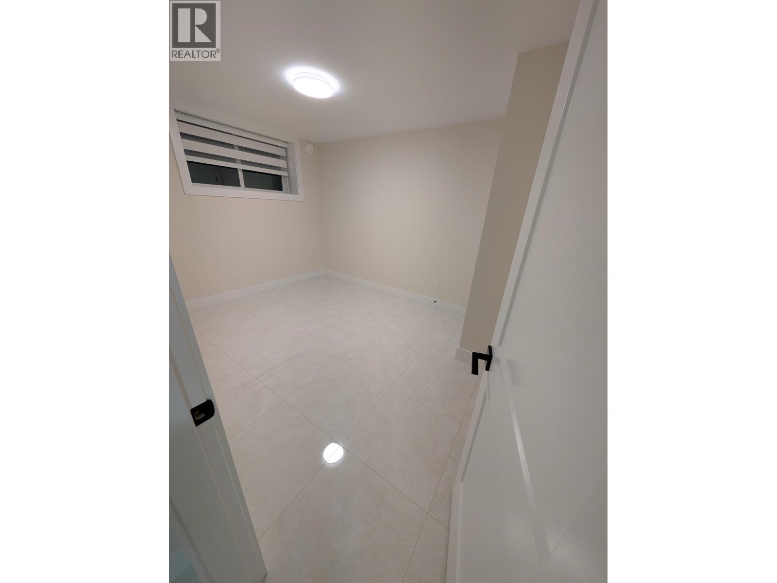 Basement-6536 Imperial Street Street, Burnaby, British Columbia  V5E 1M8 - Photo 6 - R3049321