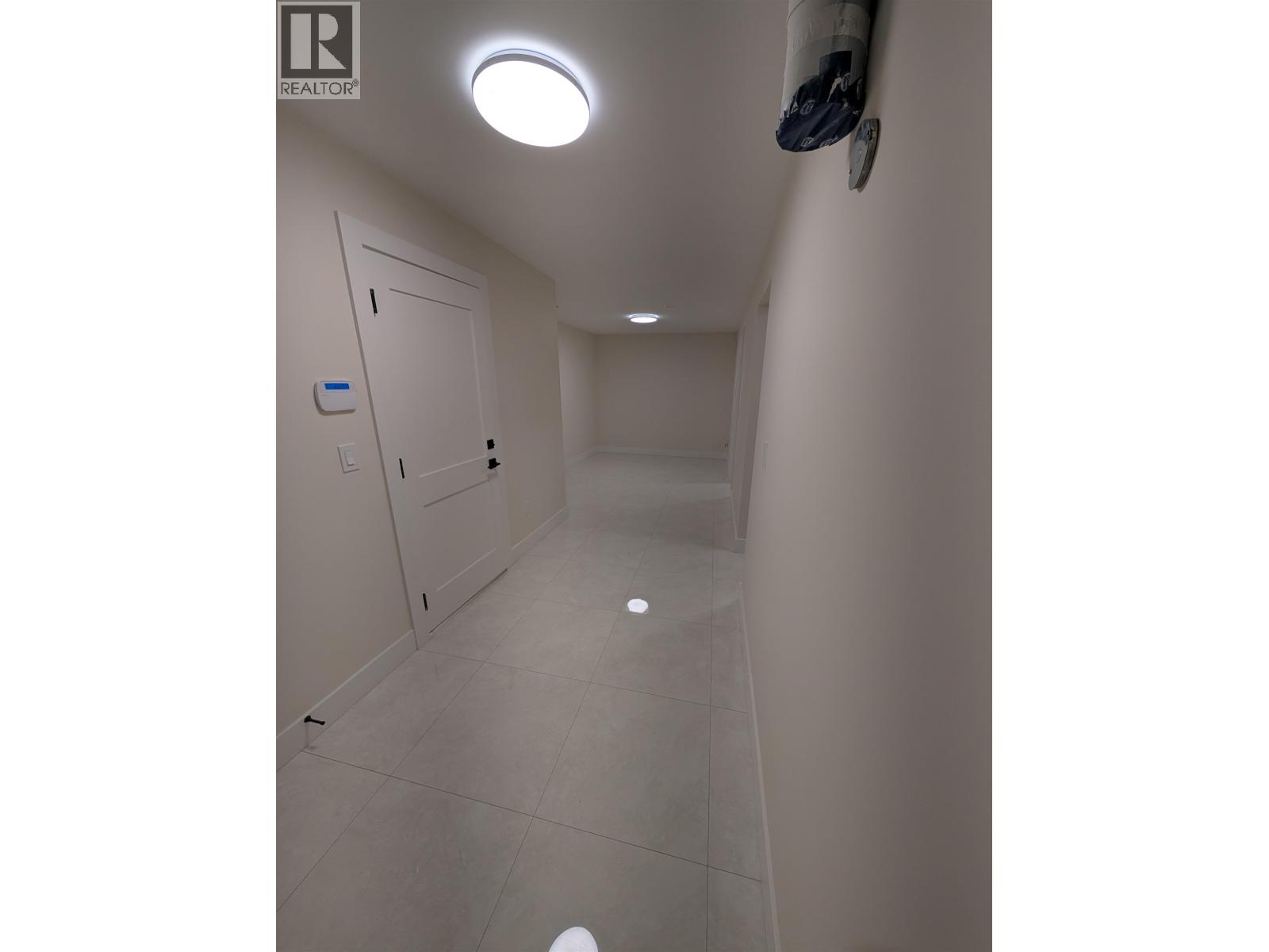 Basement-6536 Imperial Street Street, Burnaby, British Columbia  V5E 1M8 - Photo 8 - R3049321