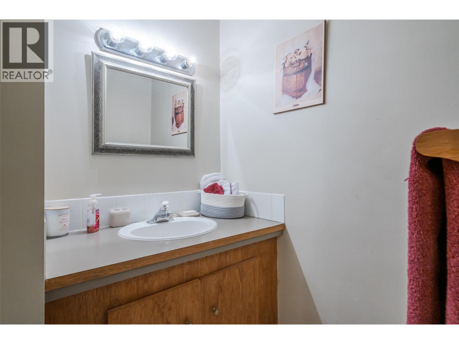 1467 Carmi Drive, Penticton, British Columbia  V2A 4R9 - Photo 19 - 10363279