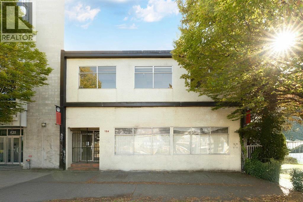 A 124 W 8 AVENUE, Vancouver, British Columbia