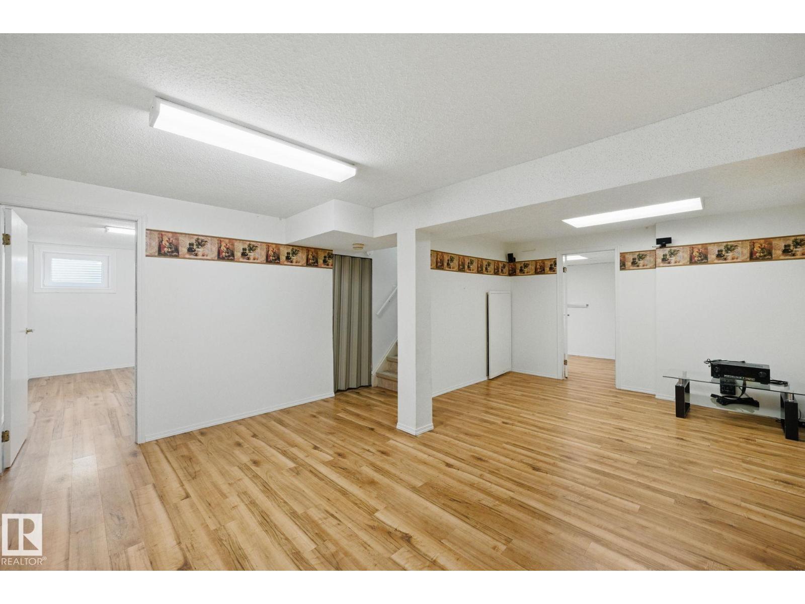 13316 136 Av Nw, Edmonton, Alberta  T5L 4B3 - Photo 22 - E4458205