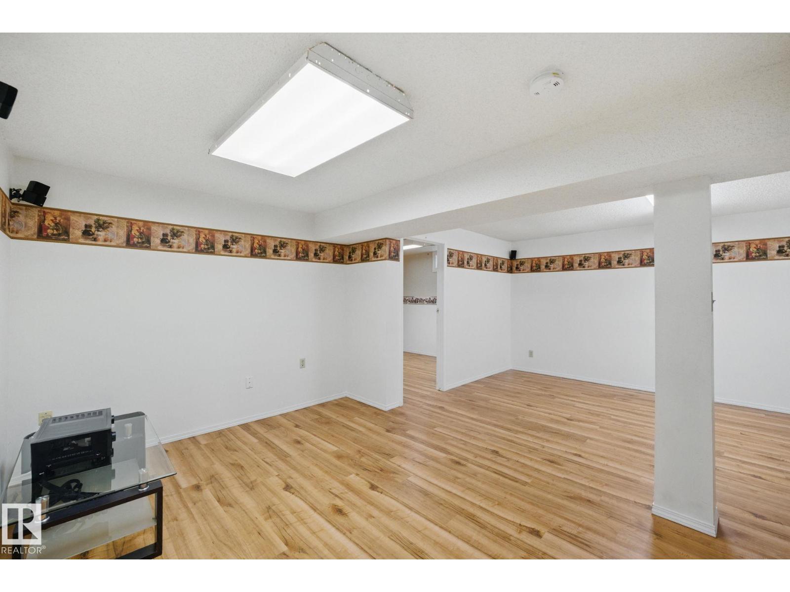 13316 136 Av Nw, Edmonton, Alberta  T5L 4B3 - Photo 23 - E4458205