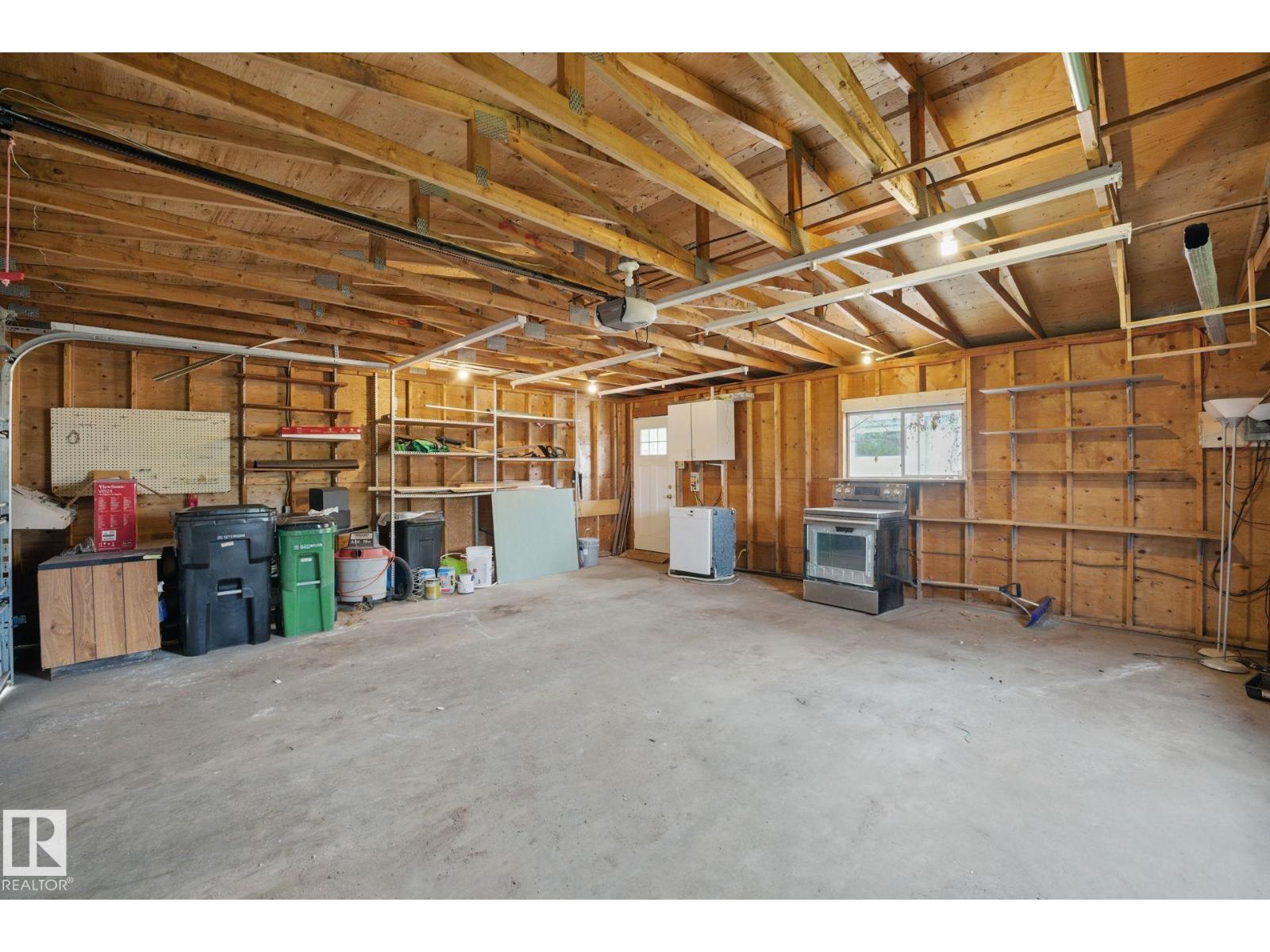 13316 136 Av Nw, Edmonton, Alberta  T5L 4B3 - Photo 31 - E4458205