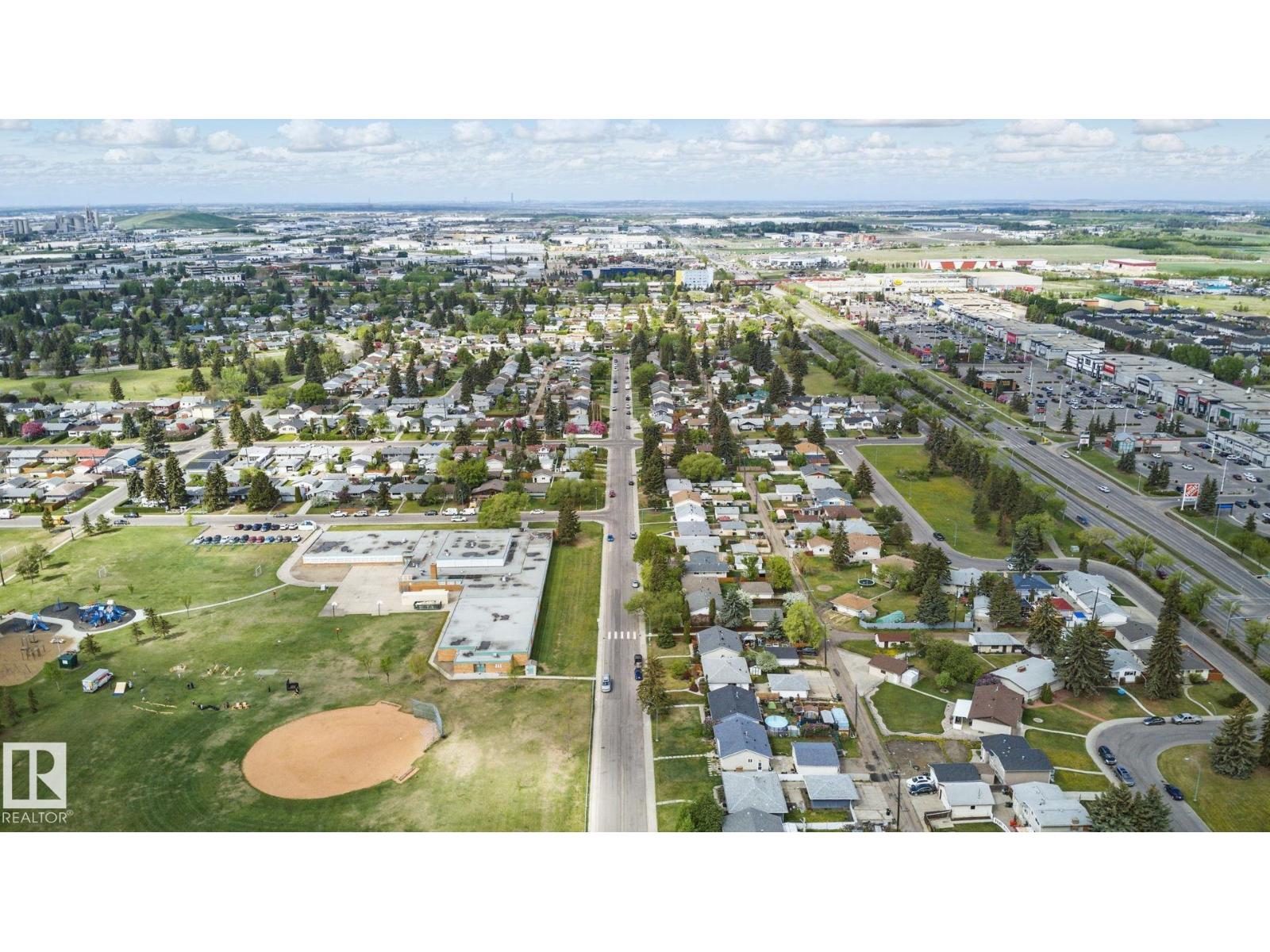 13316 136 Av Nw, Edmonton, Alberta  T5L 4B3 - Photo 41 - E4458205