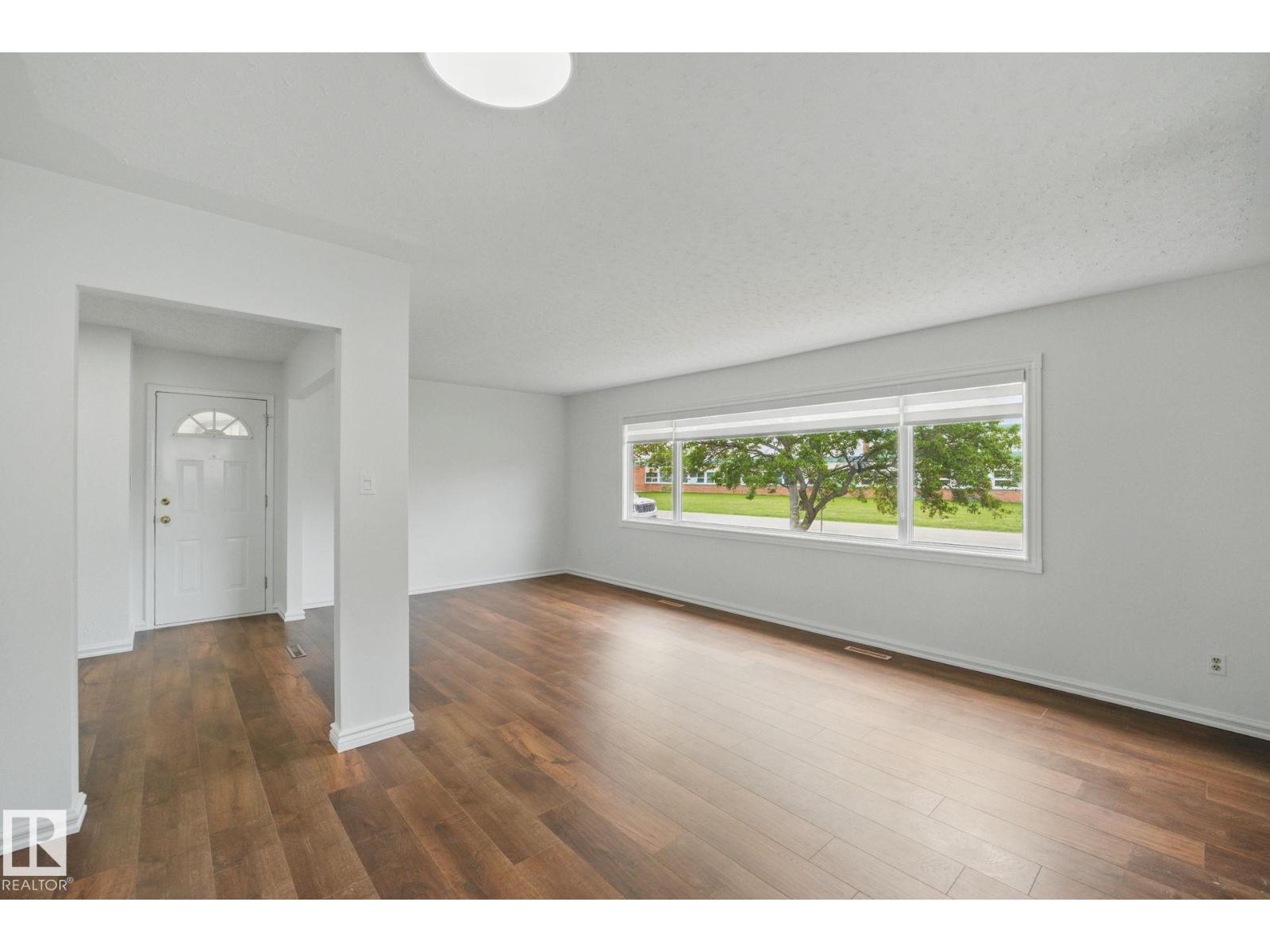 13316 136 Av Nw, Edmonton, Alberta  T5L 4B3 - Photo 9 - E4458205