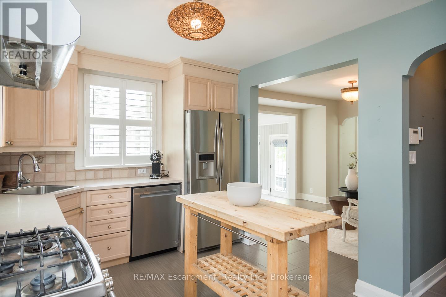 124 Lydia Avenue, Milton, Ontario  L9T 2H1 - Photo 15 - W12410799