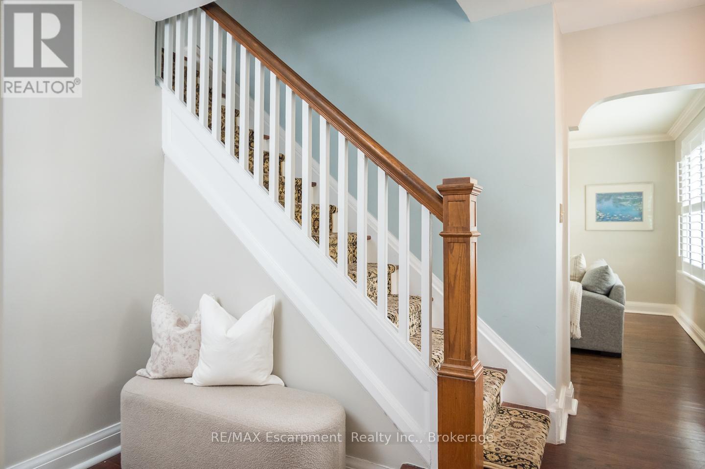124 Lydia Avenue, Milton, Ontario  L9T 2H1 - Photo 7 - W12410799