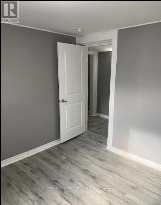101 - 27 Front Street, Orillia, Ontario  L3V 4R6 - Photo 6 - S12410732