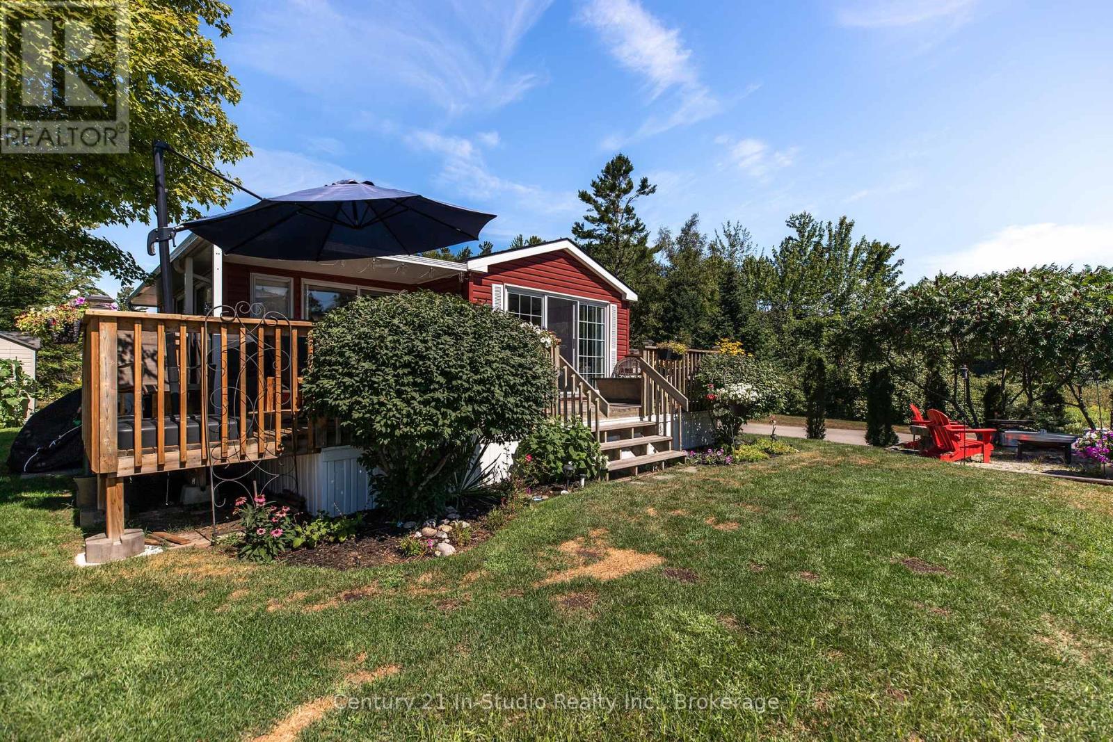 19 White Pines Trail, Wasaga Beach, Ontario  L9Z 1X7 - Photo 25 - S12410766