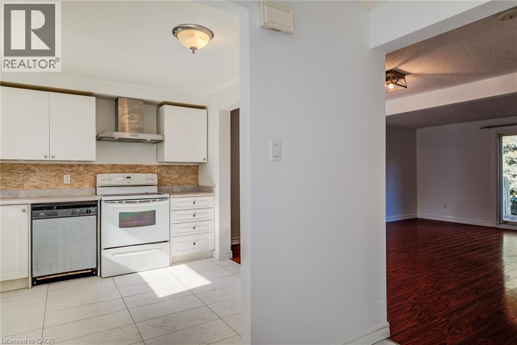 539 Willow Road Unit# 48, Guelph, Ontario  N1H 7G3 - Photo 11 - 40770796