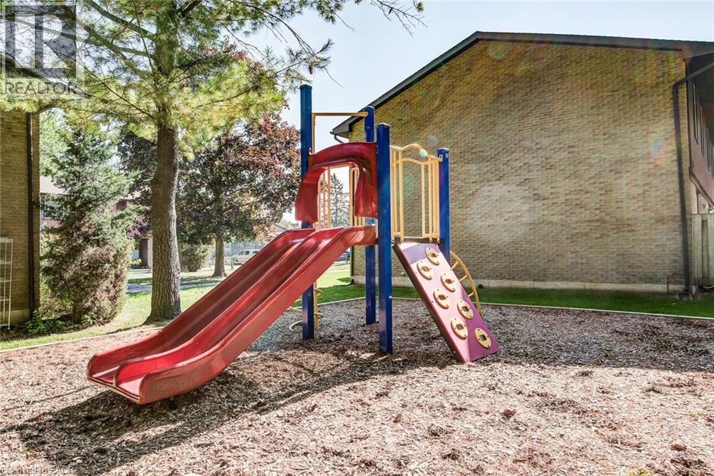 539 Willow Road Unit# 48, Guelph, Ontario  N1H 7G3 - Photo 41 - 40770796