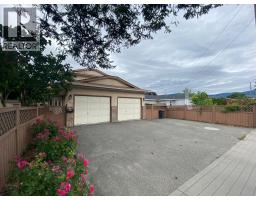 3343 Gordon Drive, kelowna, British Columbia