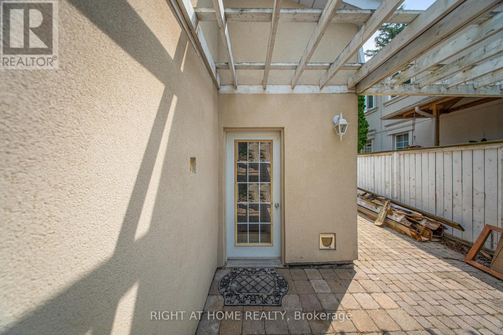 170 Queens Avenue, Toronto, Ontario  M8V 2N9 - Photo 40 - W12410751