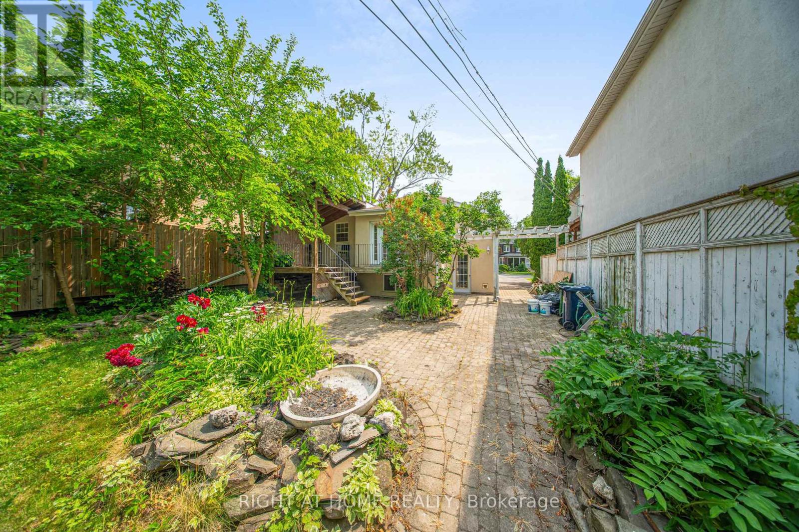 170 Queens Avenue, Toronto, Ontario  M8V 2N9 - Photo 46 - W12410751
