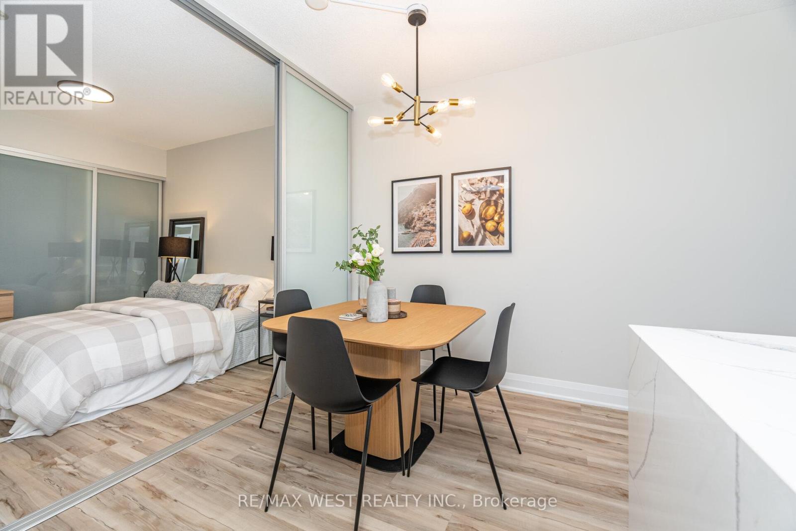 1612 - 88 Park Lawn Road, Toronto, Ontario  M8Y 0B5 - Photo 7 - W12410753
