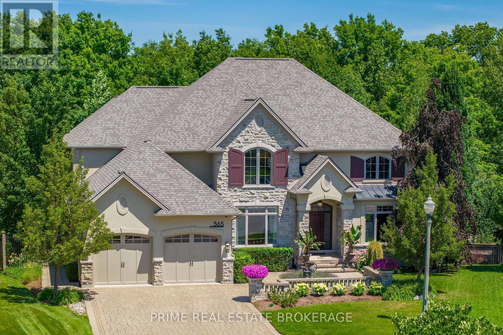 565 Eagletrace Drive, London North, Ontario  N6G 0E8 - Photo 1 - X12410777