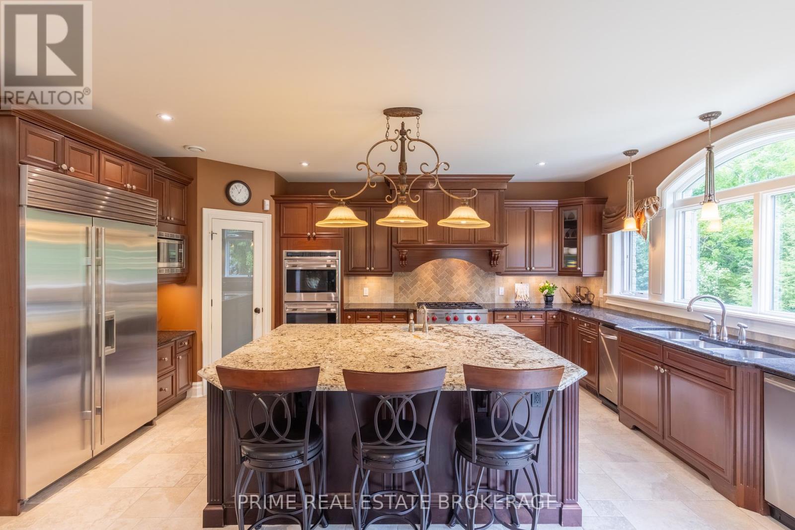 565 Eagletrace Drive, London North, Ontario  N6G 0E8 - Photo 13 - X12410777