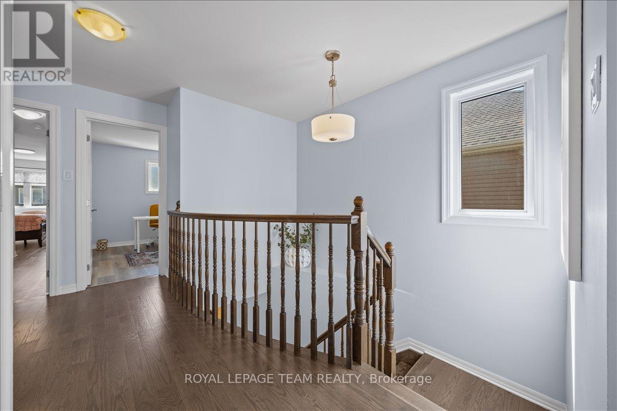 333 Tulum Crescent, Ottawa, Ontario  K2S 0V9 - Photo 21 - X12410775
