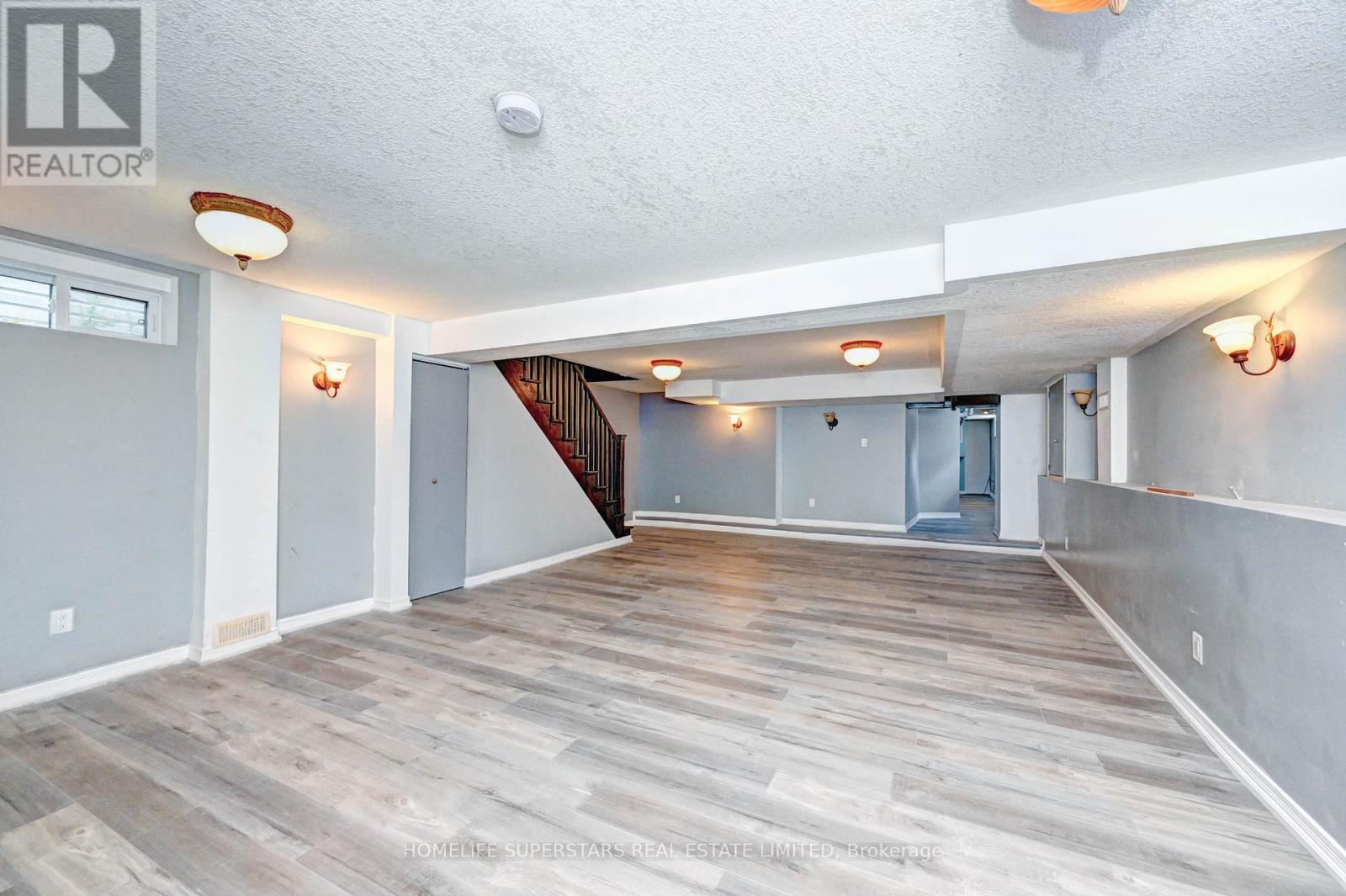 31 Troy Street, Kitchener, Ontario  N2H 1L7 - Photo 37 - X12410730