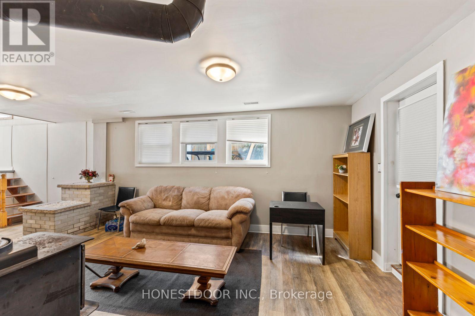 172 Casterton Avenue, Kingston, Ontario  K7M 1R5 - Photo 38 - X12410750