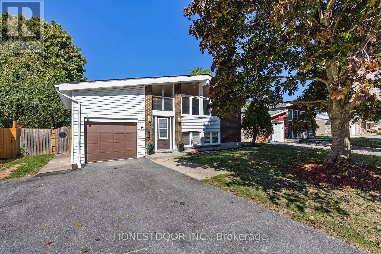 172 Casterton Avenue, Kingston, Ontario  K7M 1R5 - Photo 5 - X12410750