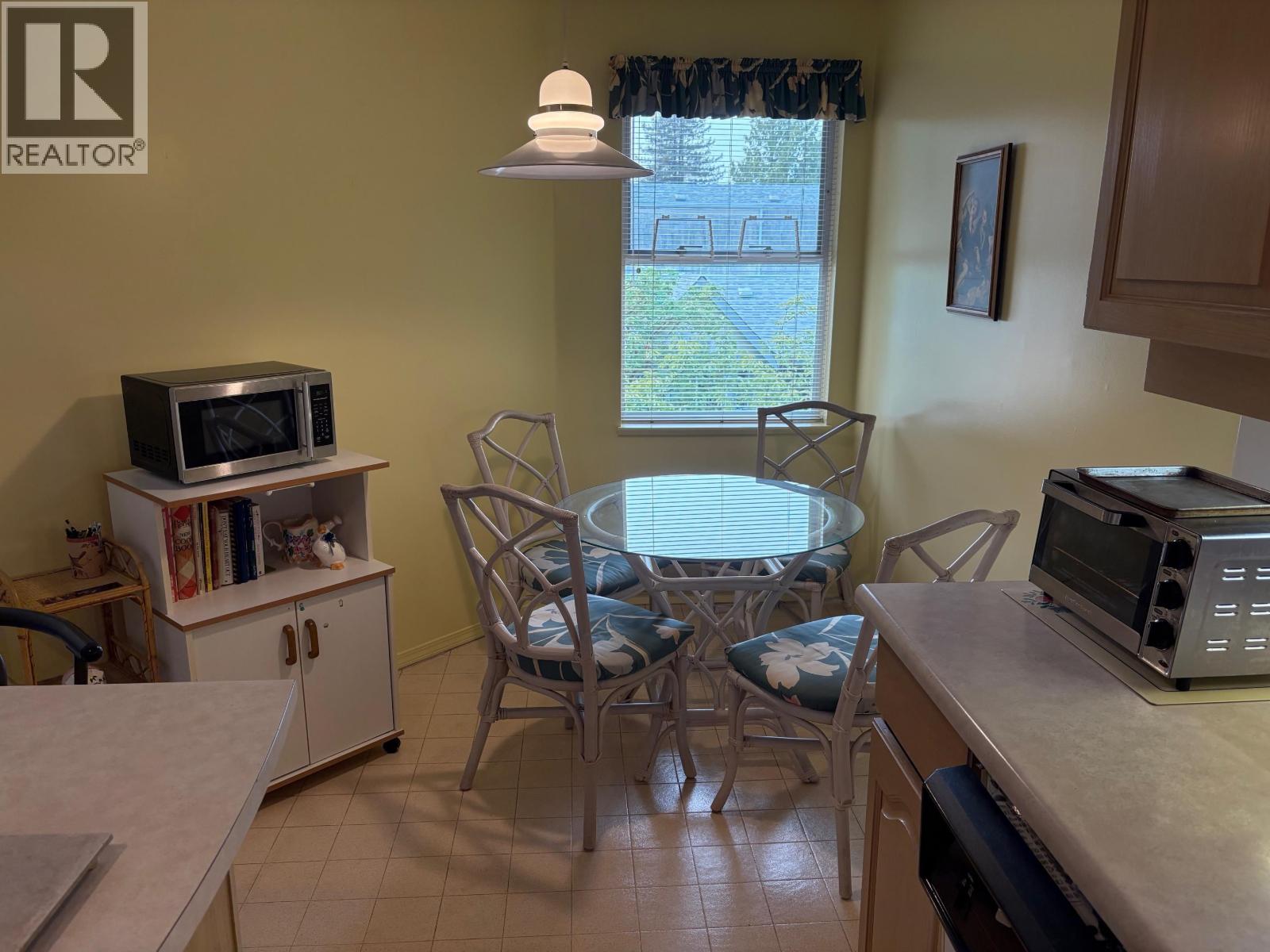 301 5565 Barker Avenue, Burnaby, British Columbia  V5H 2N8 - Photo 10 - R3049260