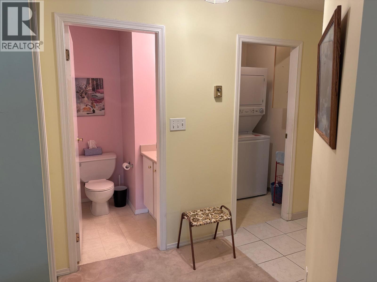 301 5565 Barker Avenue, Burnaby, British Columbia  V5H 2N8 - Photo 25 - R3049260