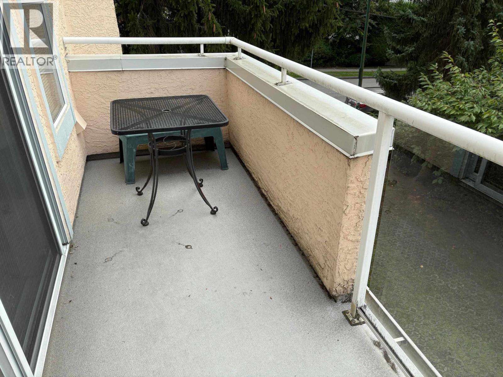 301 5565 Barker Avenue, Burnaby, British Columbia  V5H 2N8 - Photo 28 - R3049260