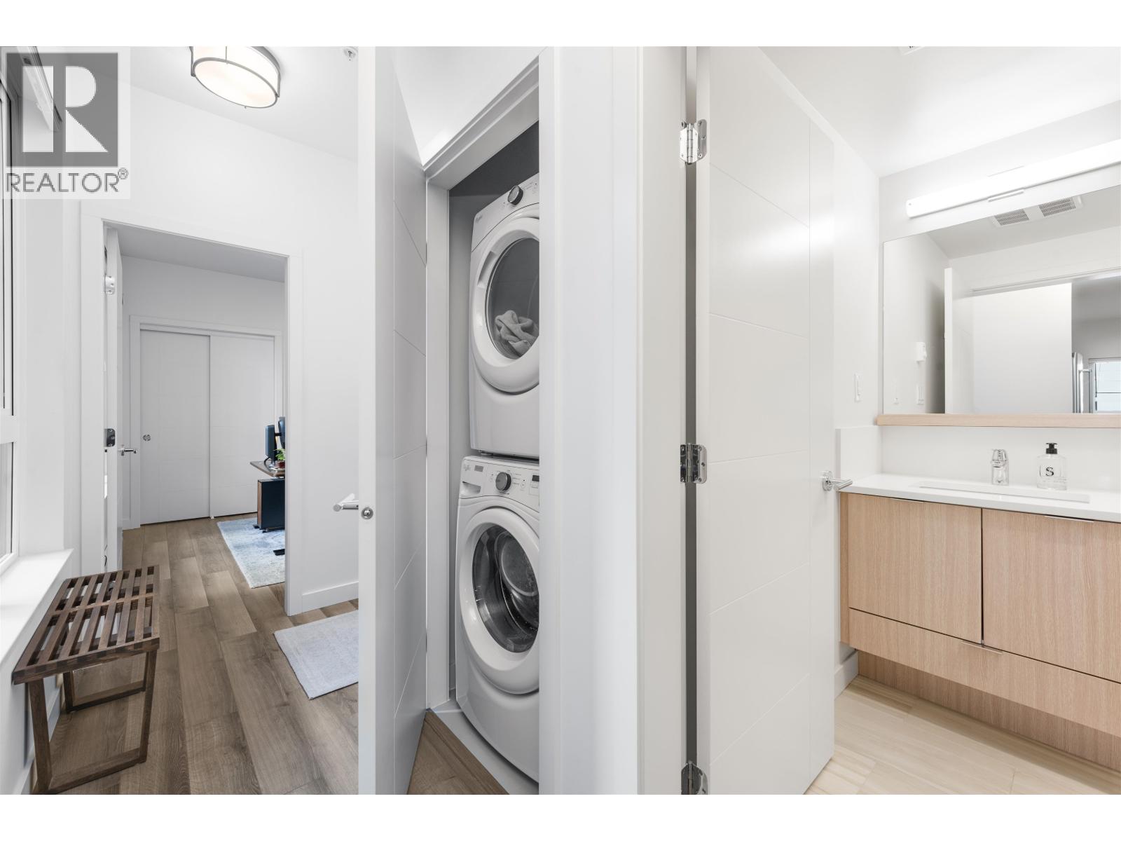 301 2188 Madison Avenue, Burnaby, British Columbia  V5C 0J8 - Photo 35 - R3049273