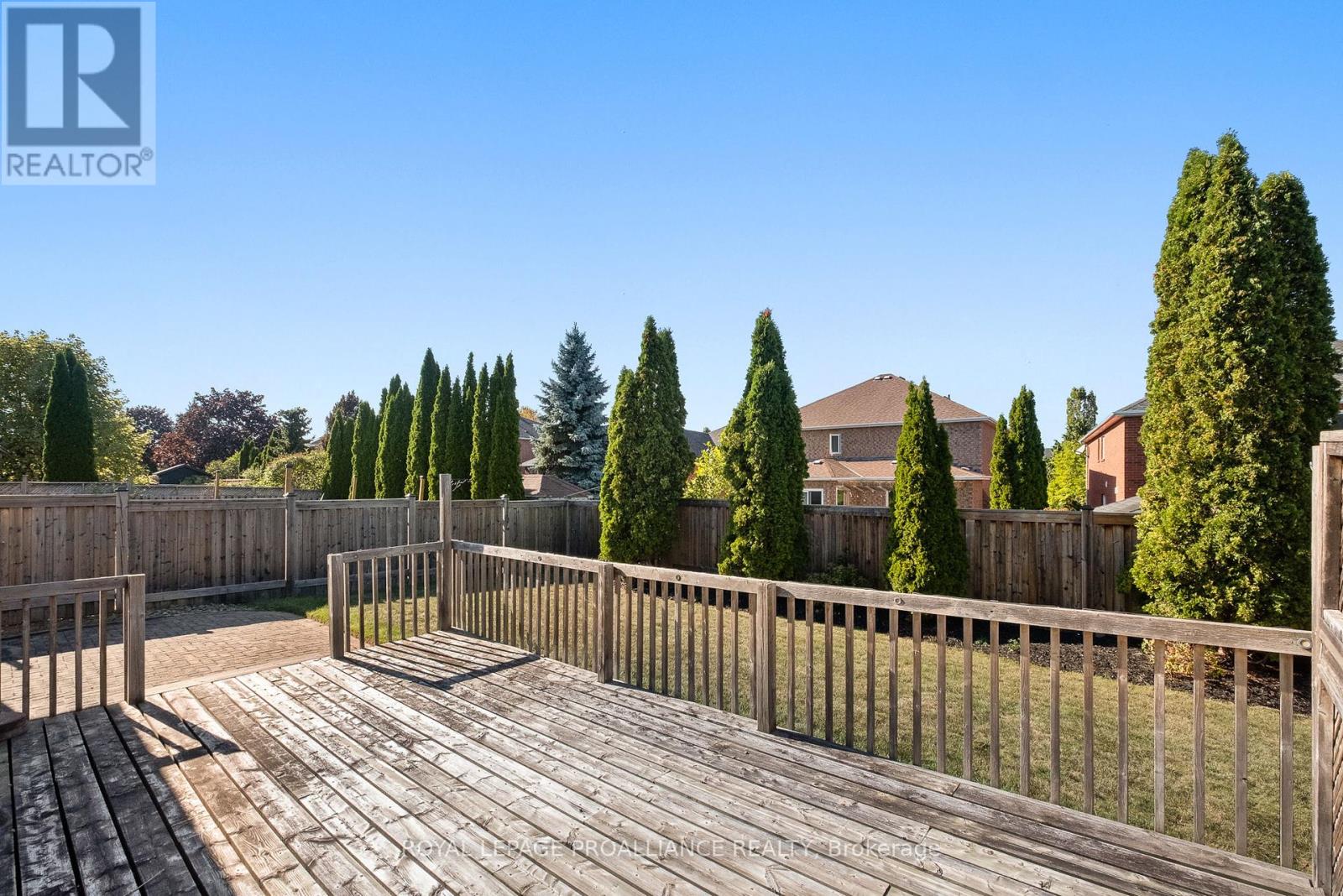 20 Patrick Drive, Whitby, Ontario  L1R 2L1 - Photo 18 - E12410193