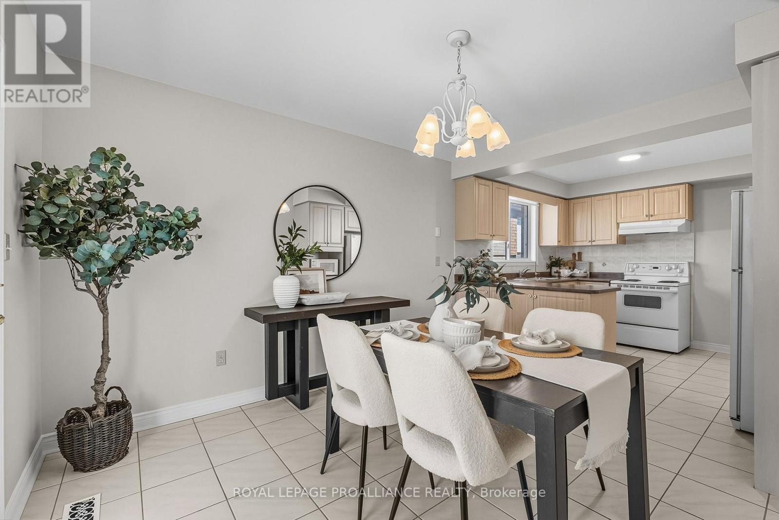 20 Patrick Drive, Whitby, Ontario  L1R 2L1 - Photo 19 - E12410193