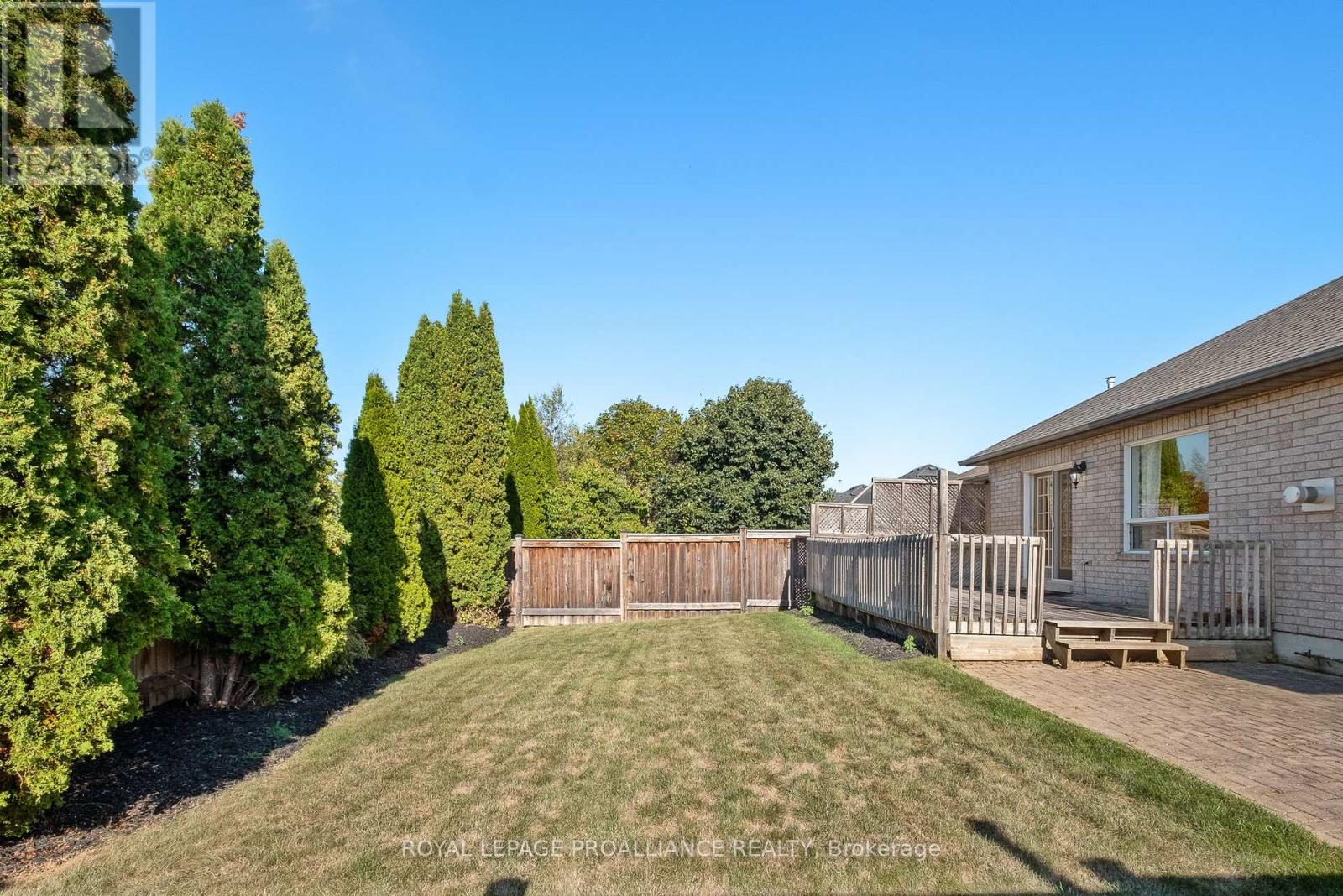20 Patrick Drive, Whitby, Ontario  L1R 2L1 - Photo 44 - E12410193