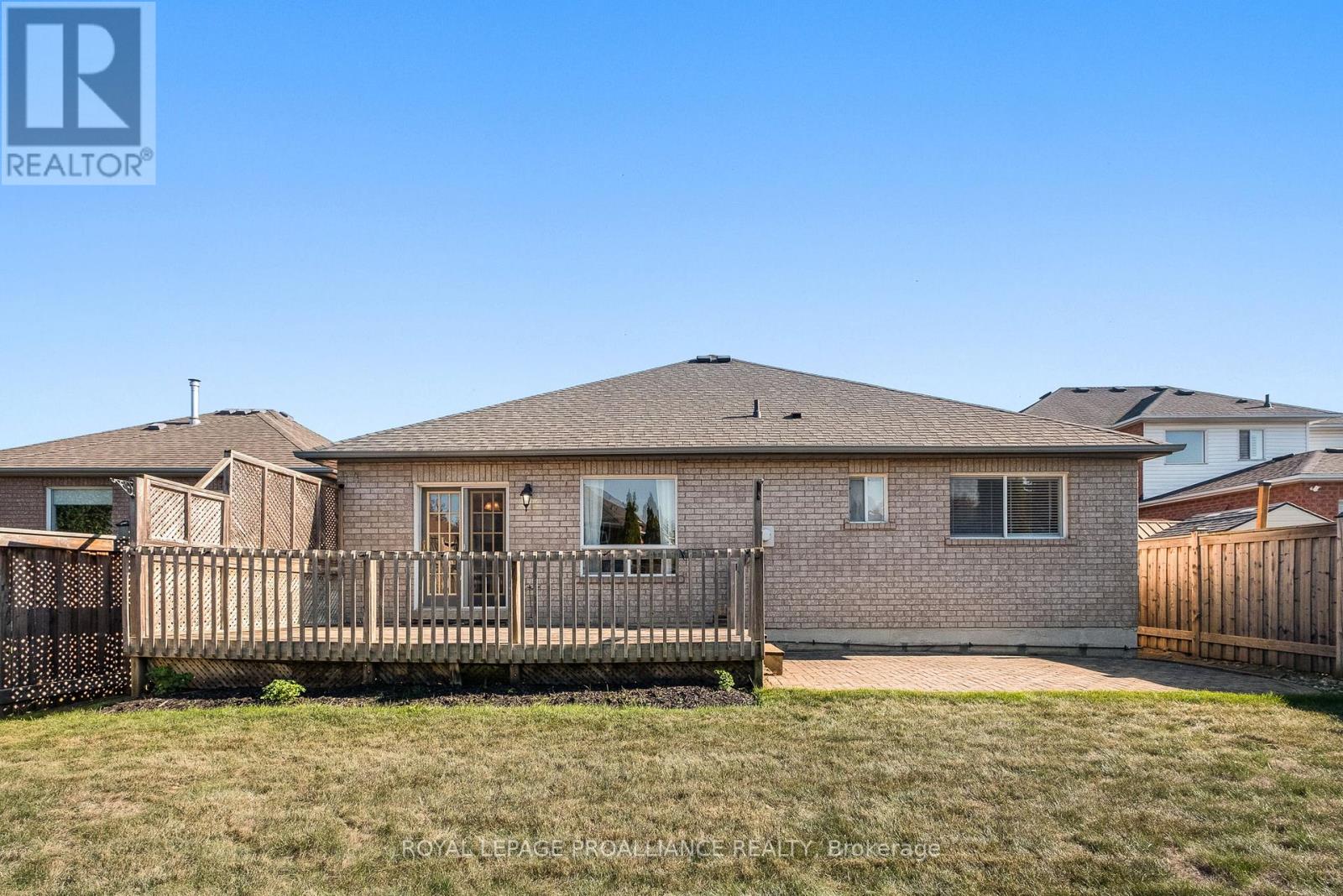 20 Patrick Drive, Whitby, Ontario  L1R 2L1 - Photo 46 - E12410193