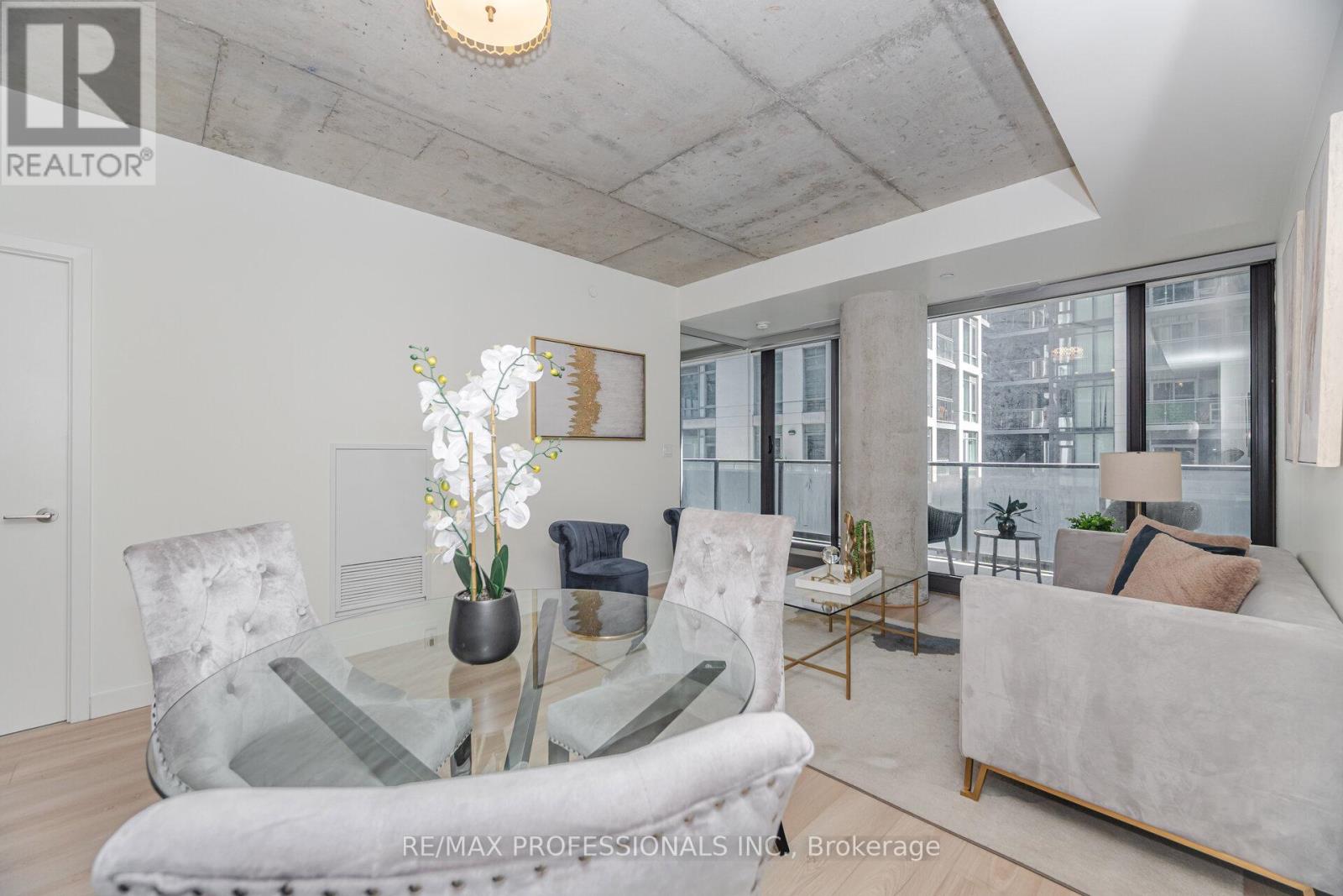 716 - 111 Bathurst Street, Toronto, Ontario  M5V 0M9 - Photo 16 - C12410788