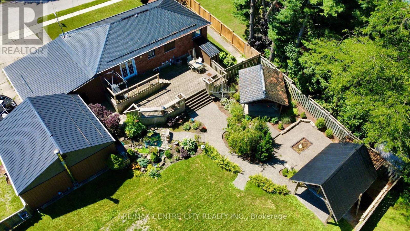 22 CHARLES STREET, Thames Centre, Ontario